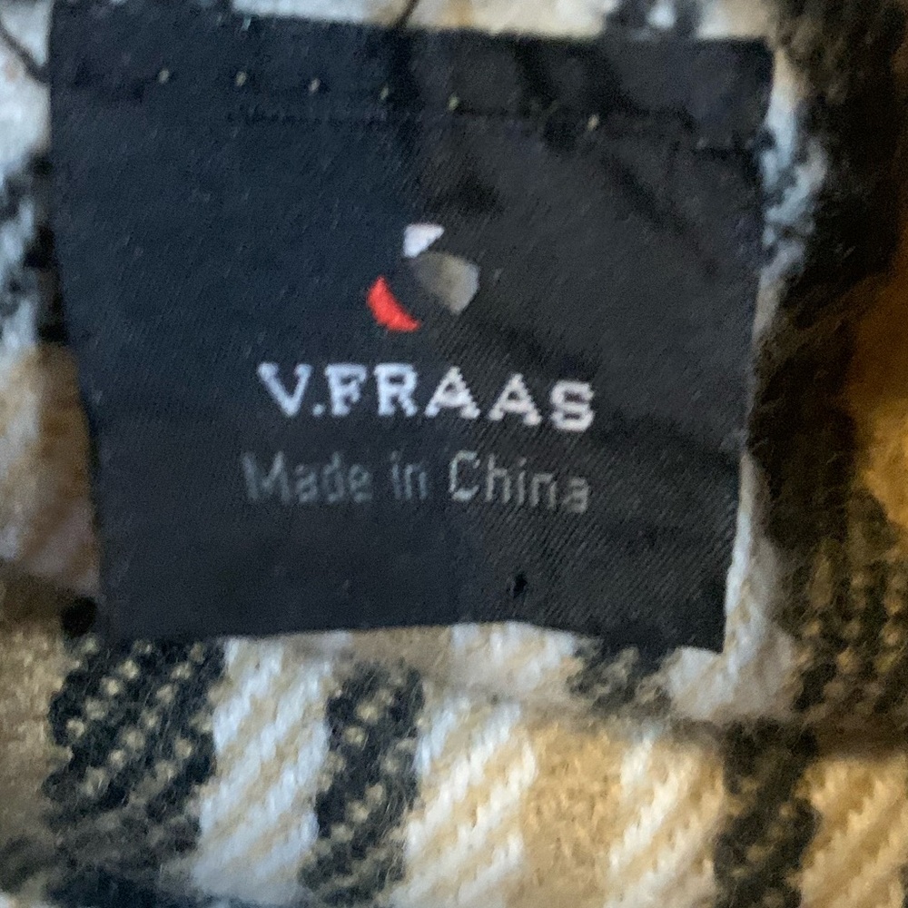 V. Fraas Open Front Shawl Cape One Size - Picture 3 of 4